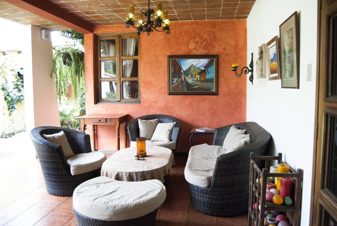 Villas Santa Ana Antigua ภายนอก รูปภาพ